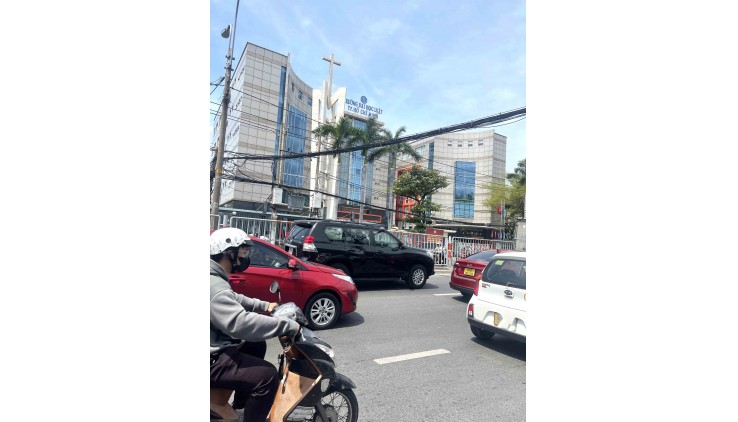 Hiếm Bán Nhà Hẻm Xe Hơi 37m2_5*7.5 Chỉ hơn 3 tỷ Gần ĐH Luật QL13 Hiệp Bình Chánh Thủ Đức
